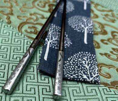 Látkové pouzdro na jídelní hůlky Modré Stromy 